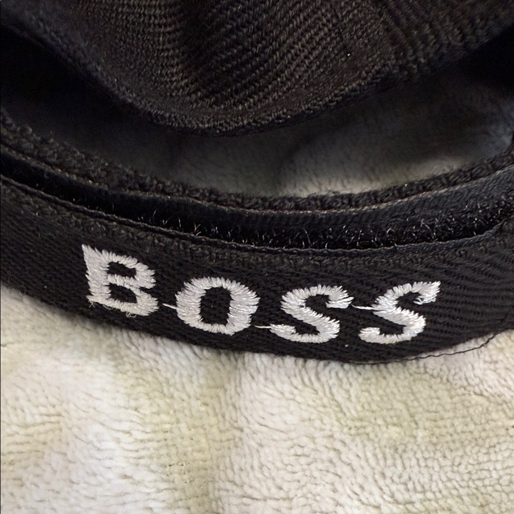 Urban Mola ‘THE BOSS’ Puff Embroidery Black Strapback Hat Adjustable” - Picture 3 of 4